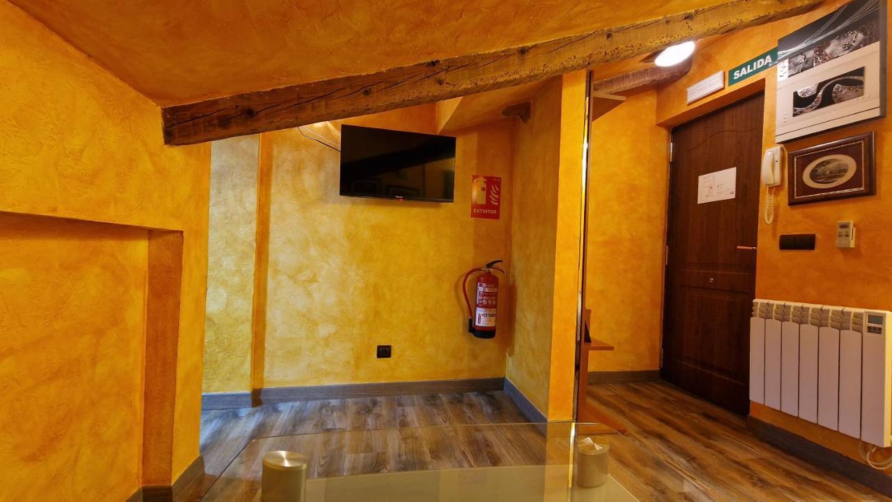 El Loft De San Juan Vut09468 Apartment บูร์โกส ภายนอก รูปภาพ